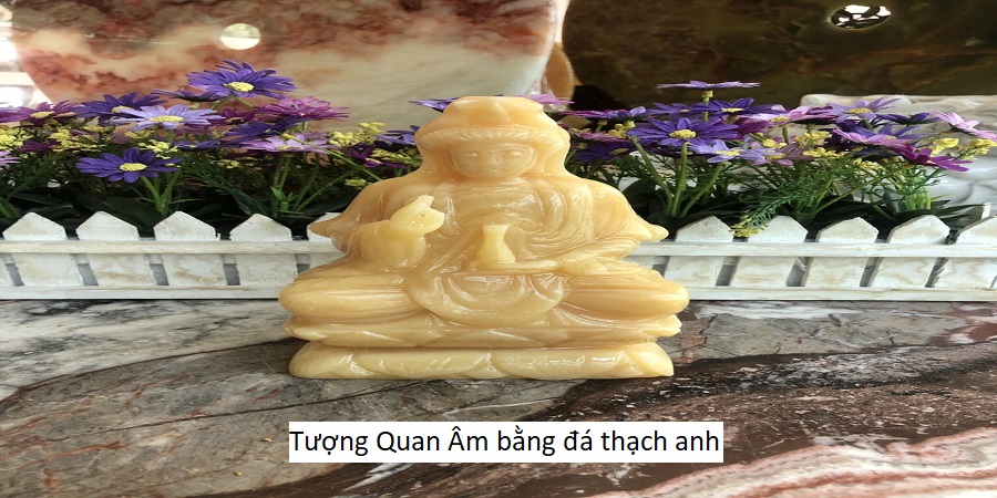 Tượng Quan Âm bằng đá thạch anh